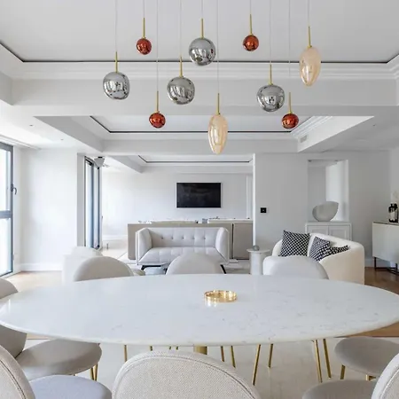 Carlton Riviera - Apartment