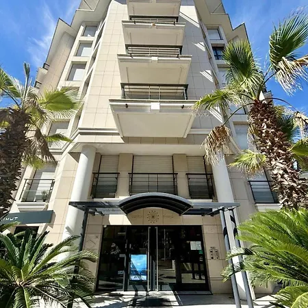 Crc Apartment Cannes